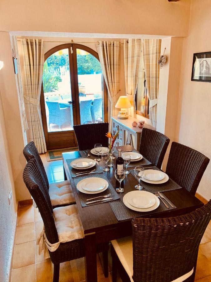 Cassandra - Beautiful Private Villa With Heated Pool Included خافييا المظهر الخارجي الصورة